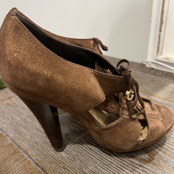 Stunning Coach heels  SZ 8.5 - Picture 4 of 8